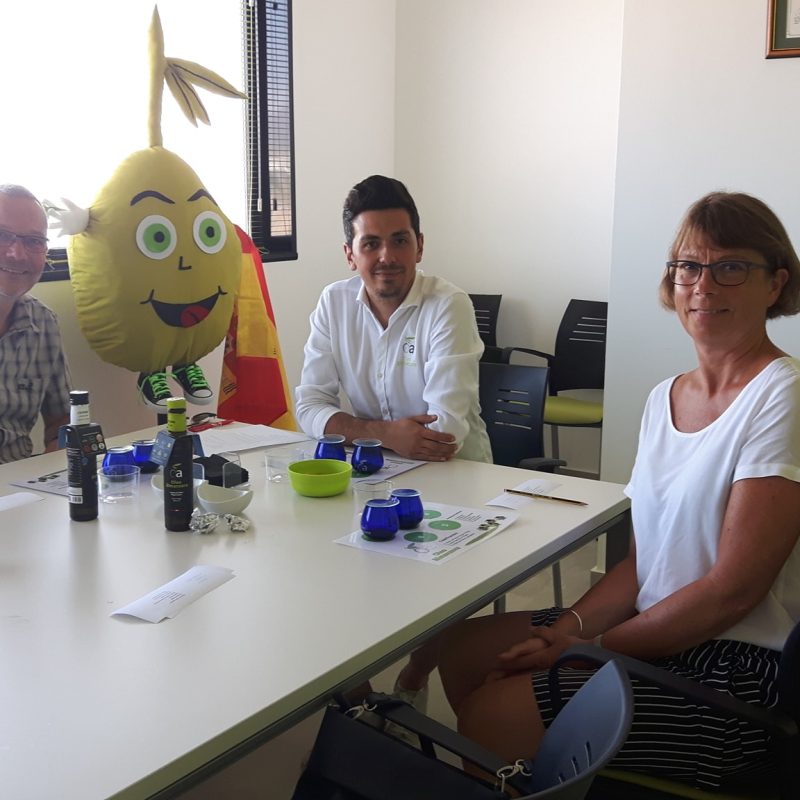 68440358_1345537998928566_2300438754944352256_n